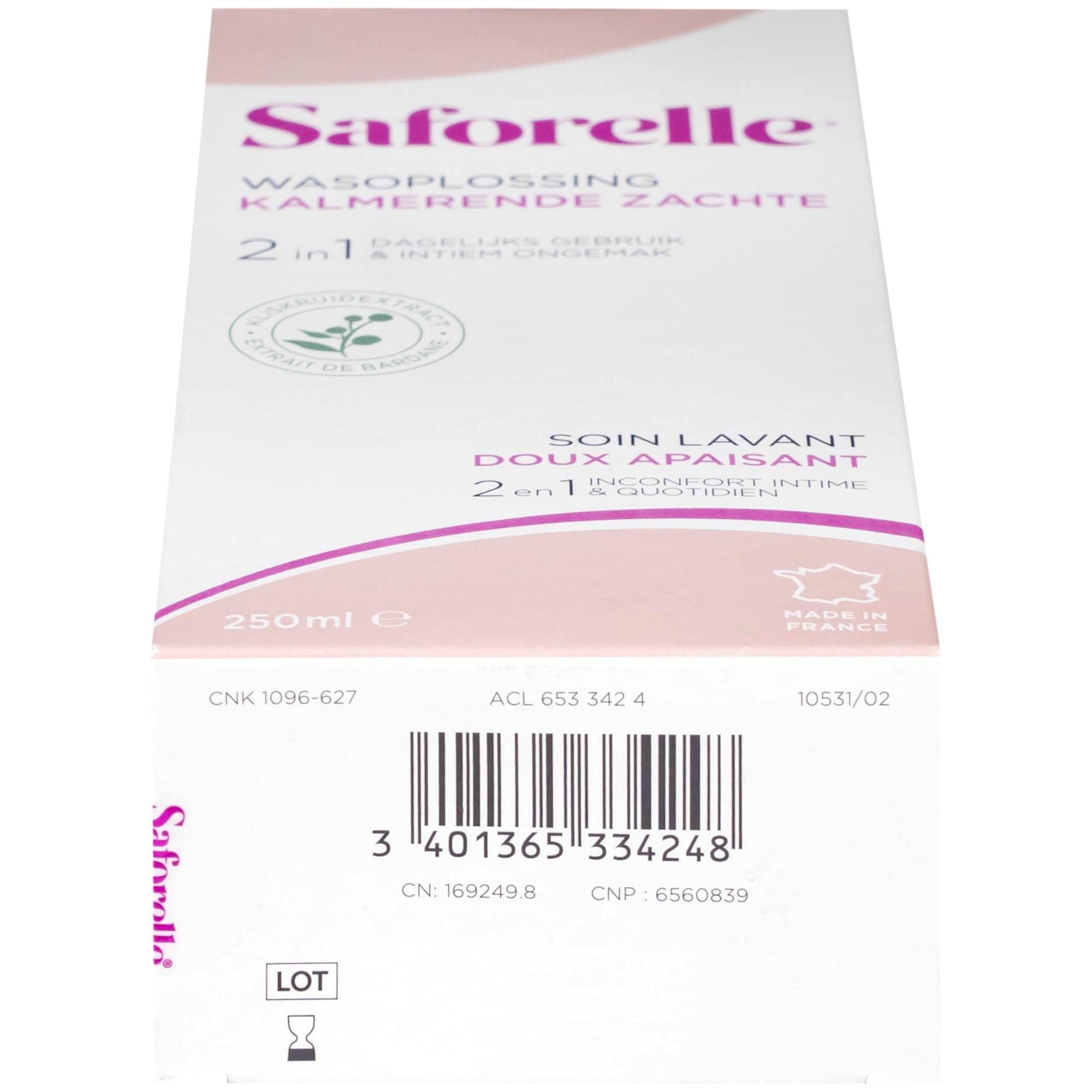Dung dịch vệ sinh phụ nữ Saforelle Gentle Soothing Cleansing Care làm sạch dịu nhẹ, bảo vệ vùng kín (250ml)
