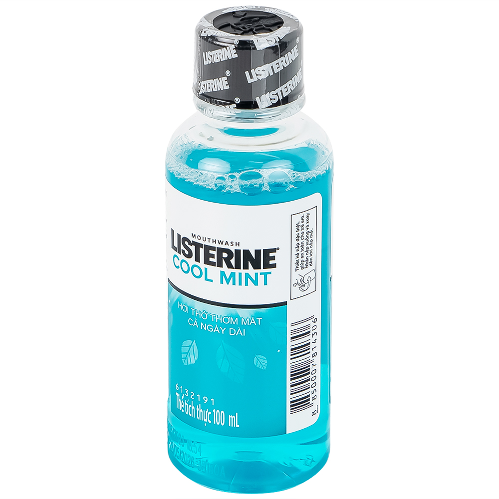 Nước súc miệng Listerine Cool Mint bảo vệ khoang miệng suốt 24h khỏi vi khuẩn hôi miệng, mảng bám, viêm mướu (100ml)