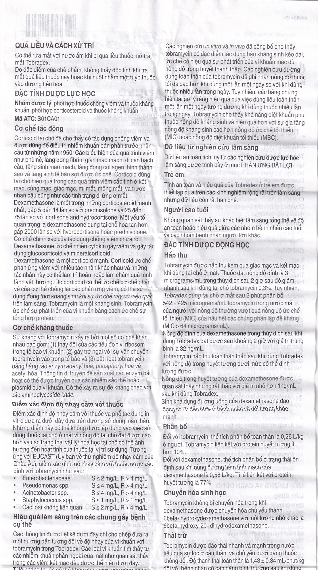 Thuốc mỡ tra mắt TobraDex Alcon điều trị viêm và nhiễm khuẩn (3,5g)