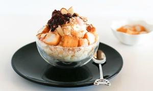 10 phút làm pizza kimchi tỏi thơm nức mũi