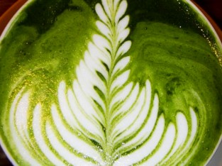 4 bước để làm Matcha Latte ngon như ngoài hàng