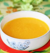 Ấm lòng: Súp ngô bí đỏ