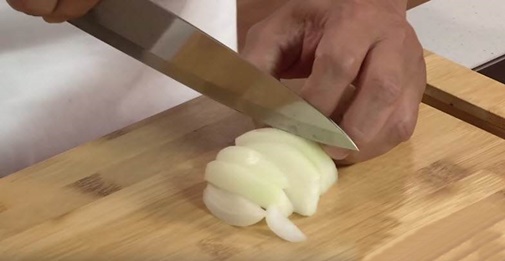 Ăn cực đã với bánh khoai lang nhân trà xanh thơm ngon, lạ mắt