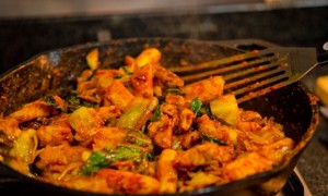 Ăn cực đã với bánh khoai lang nhân trà xanh thơm ngon, lạ mắt