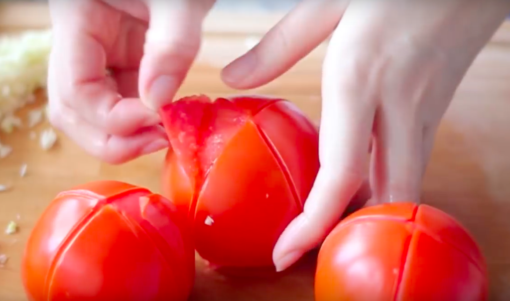 Ăn cực đã với bánh pizza nhân nhồi Chicago thơm ngon, béo ngậy, hấp dẫn vô cùng