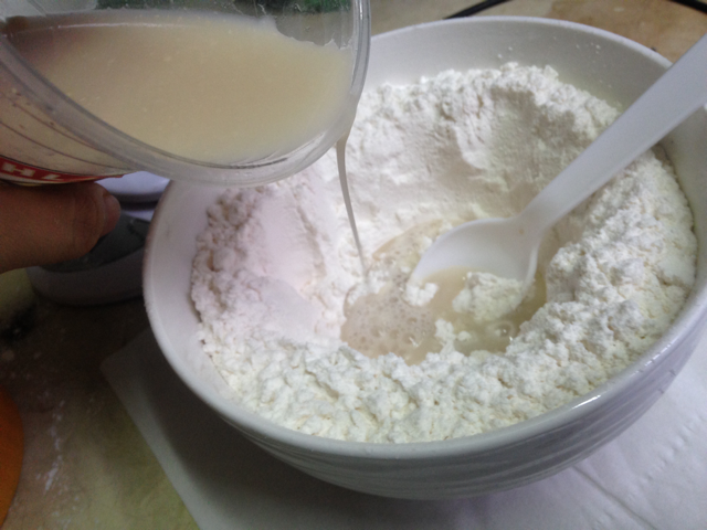 Ăn cực đã với bánh pizza nhân nhồi Chicago thơm ngon, béo ngậy, hấp dẫn vô cùng