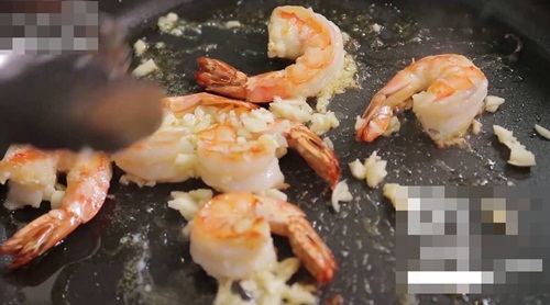 Ăn hoài không chán sò điệp miến sốt pho mai nướng