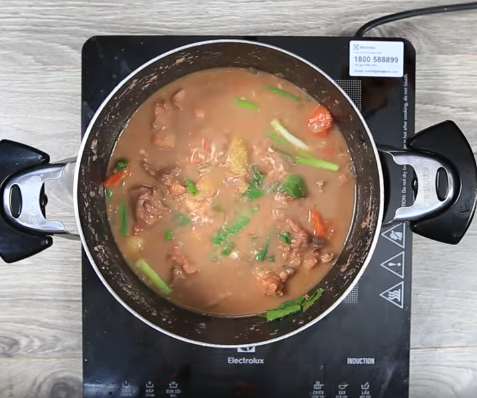 Ăn hoài không chán với bánh crepe xoài ngon khó cưỡng