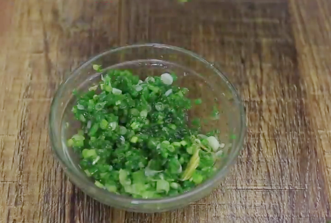 Ăn không biết chán với món khoai lang kén vàng ươm, giòn rụm