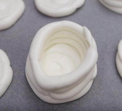 Ăn vặt cực đã với khoai tây nhân thịt chiên xù giòn rụm, thơm mềm tuyệt ngon