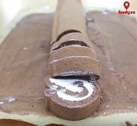 Ăn vặt cực vui với món thịt gà xé cay cay, ngọt ngọt, hẫn dẫn vô cùng