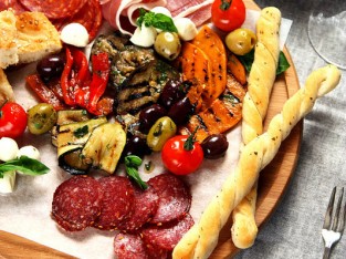 Antipasto – khai vị kiểu Ý