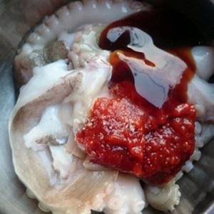 Cách làm bạch tuộc nướng sa tế