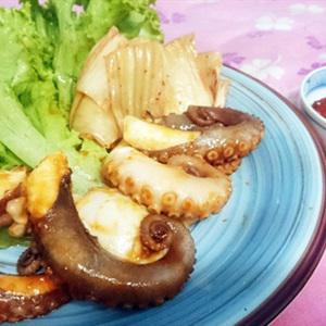 Cách làm bạch tuộc nướng sa tế