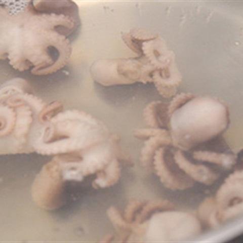 Cách làm bạch tuộc xào khoai tây