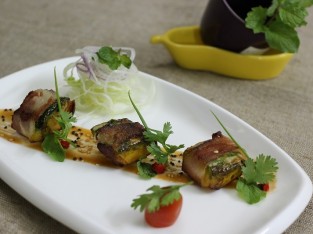 Bacon cuộn bí đỏ