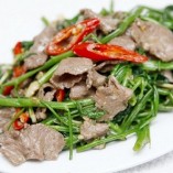 Bạn đã biết cách làm thịt trâu xào rau muống ngon đậm đà chưa?