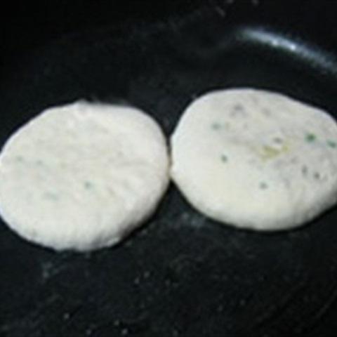 Cách làm bánh bao bắp chiên