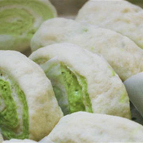 Cách làm bánh bao chay lá dứa