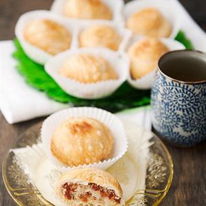 Cách làm bánh bao chiên nhân lạp xưởng