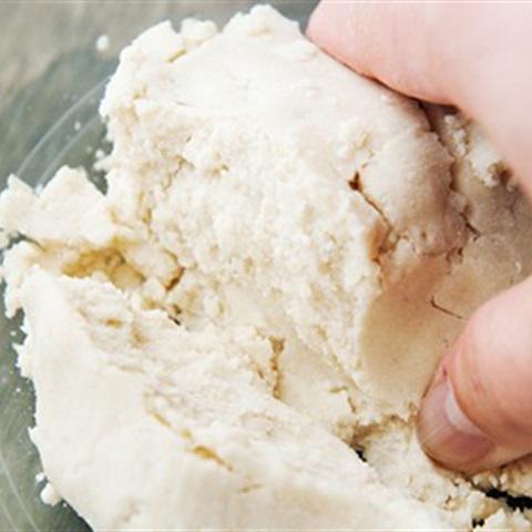 Cách làm bánh bao chiên nhân lạp xưởng