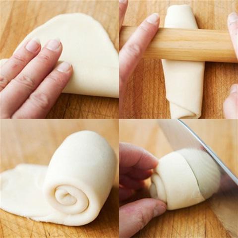 Cách làm bánh bao chiên nhân lạp xưởng