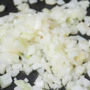 Cách làm bánh bao chiên nhân thập cẩm