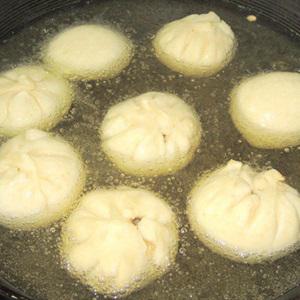 Cách làm bánh bao chiên nhân thập cẩm