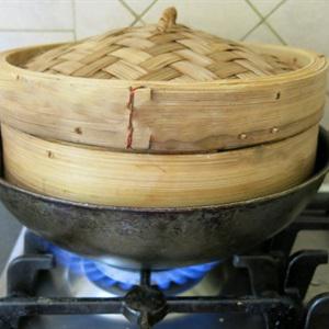 Cách làm bánh bao khoai lang tẩm mè