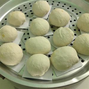 Cách làm bánh bao kim sa