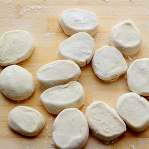 Cách làm bánh bao nhân thịt nướng BBQ