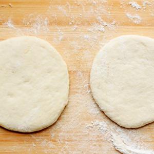 Cách làm bánh bao nhân thịt nướng BBQ