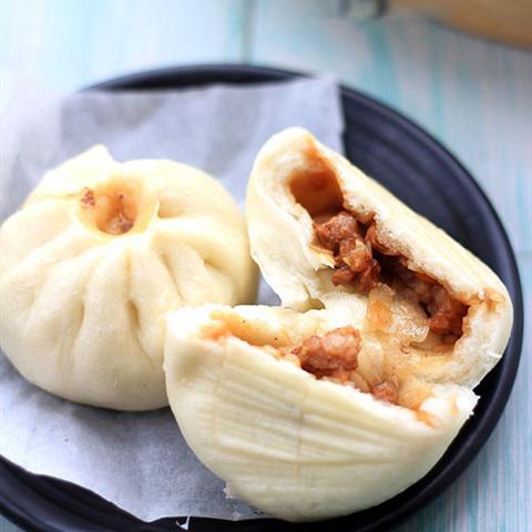 Cách làm bánh bao nhân thịt nướng BBQ