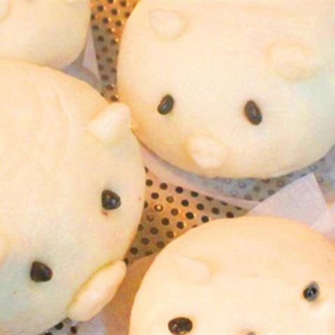 Cách làm bánh bao sữa tươi hình heo
