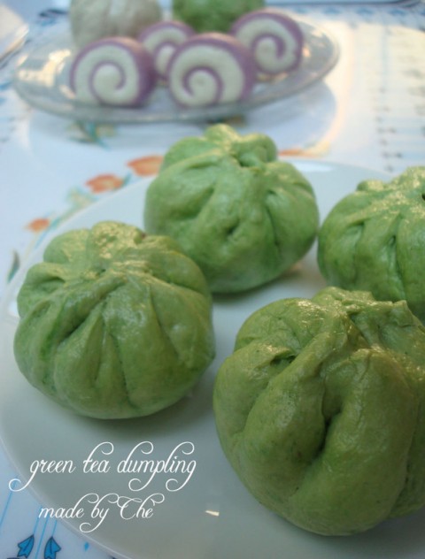 Bánh bao trà xanh nhân khoai tím