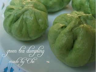 Bánh bao trà xanh nhân khoai tím