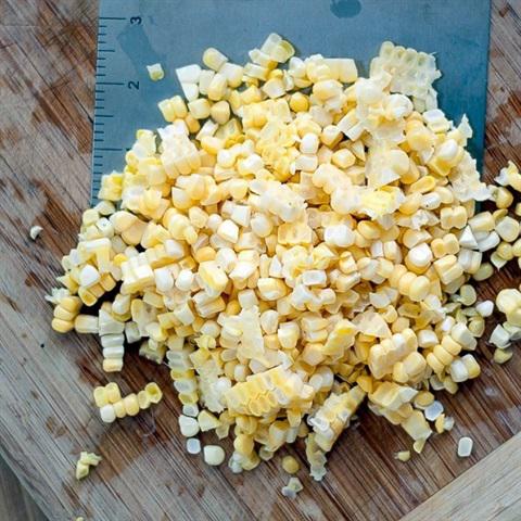 Cách làm bánh bắp chiên giòn cho bữa sáng