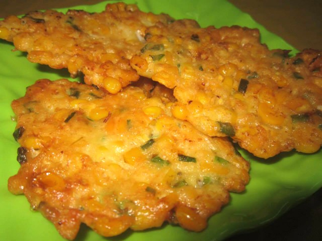 Bánh bắp chiên trứng