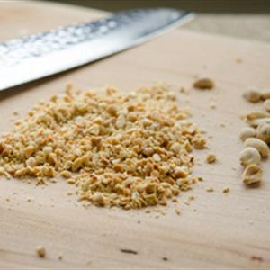 Cách làm bánh bắp nhân đậu phộng