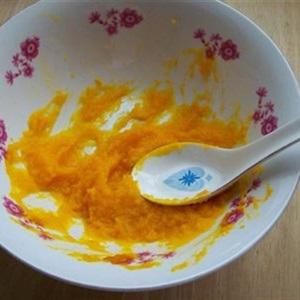 Cách làm bánh bí đỏ chiên giòn