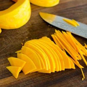 Cách làm bánh bí đỏ chiên