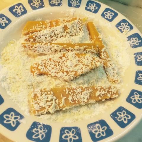 Cách làm bánh bí đỏ mặn chiên xù