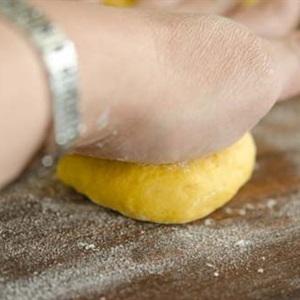 Cách làm bánh bí ngô