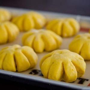 Cách làm bánh bí ngô