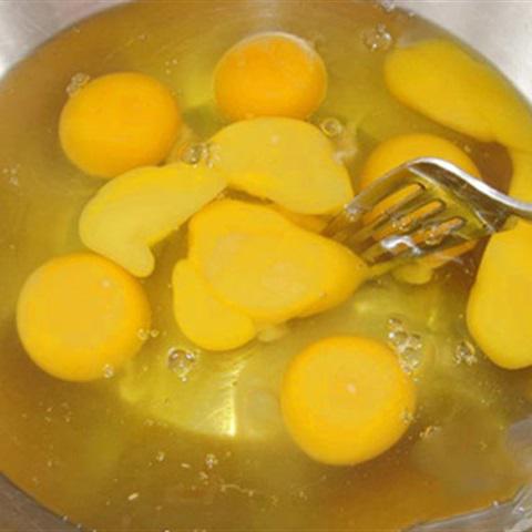 Cách làm bánh bò lá dứa nướng