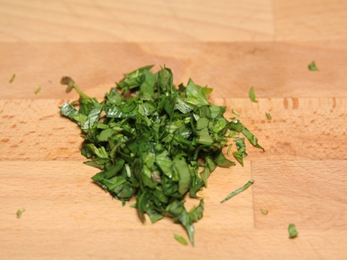 Bánh bông lan bí ngô cuộn kem phô mai hấp dẫn