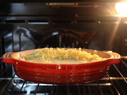 Bánh bông lan bí ngô cuộn kem phô mai hấp dẫn