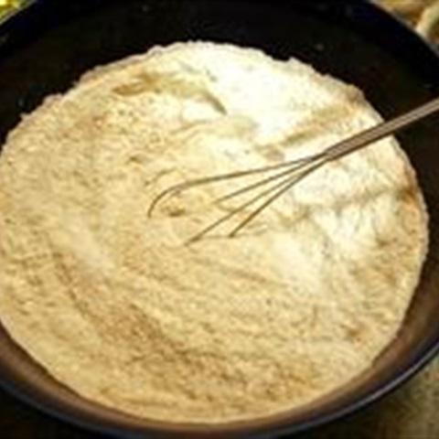 Cách làm bánh bông lan cà rốt