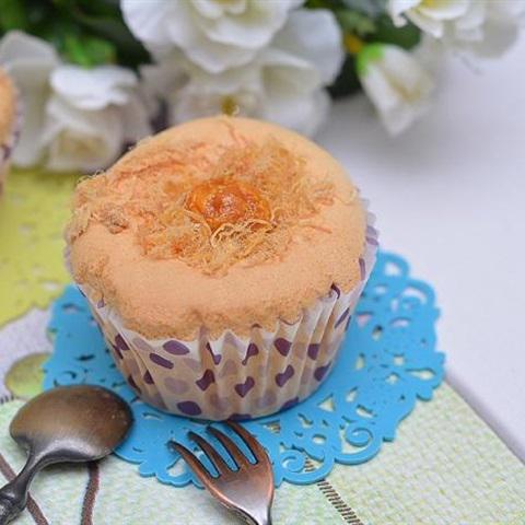 Cách làm bánh bông lan chà bông trứng muối