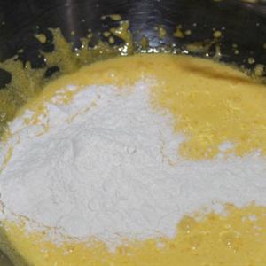 Cách làm bánh bông lan chanh dây